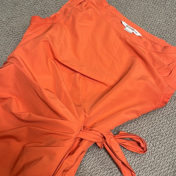 Diane von Furstenberg Della Dress in Peach 8 - Picture 5 of 10